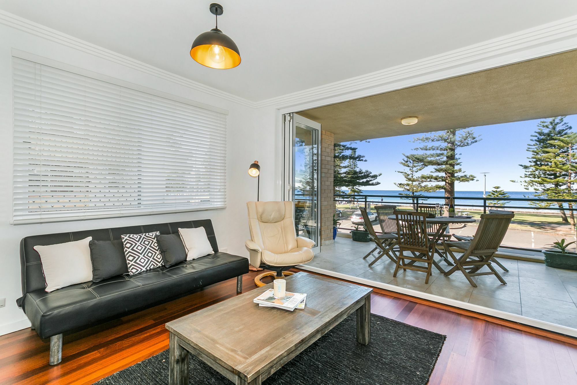 Beachfront On Golden Mile Sydney Exteriör bild